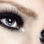 thick eyelashes