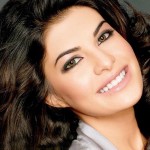 Smiling-Face-Jacqueline-Fernandez-58-79