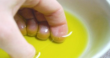 Home Remedies And Tips For Healthy And Beautiful Nails2