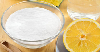 Lemon-and-Baking-Soda-Magic