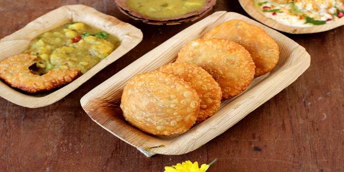 Desi Snacks Special Matar Kachori Recipe