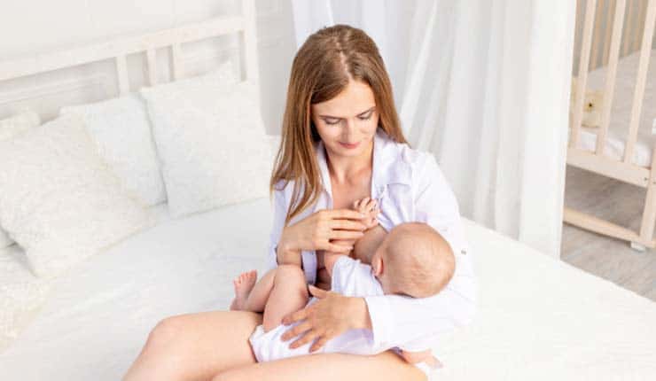 Does-breast-milk-gives-any-immunity-to-baby